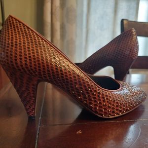 Woman shoes size 37